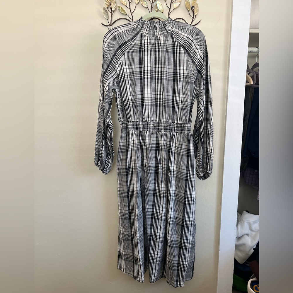 a new day black/white plaid midi dress, size medium